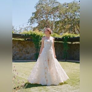 Oscar De La Renta Fall 2023 Look 3 Wedding Gown